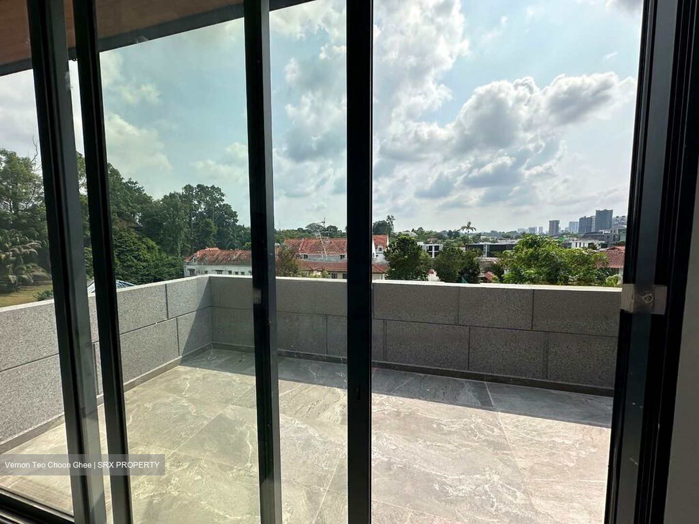 Fernhill Road (D10), Semi-Detached #478254531